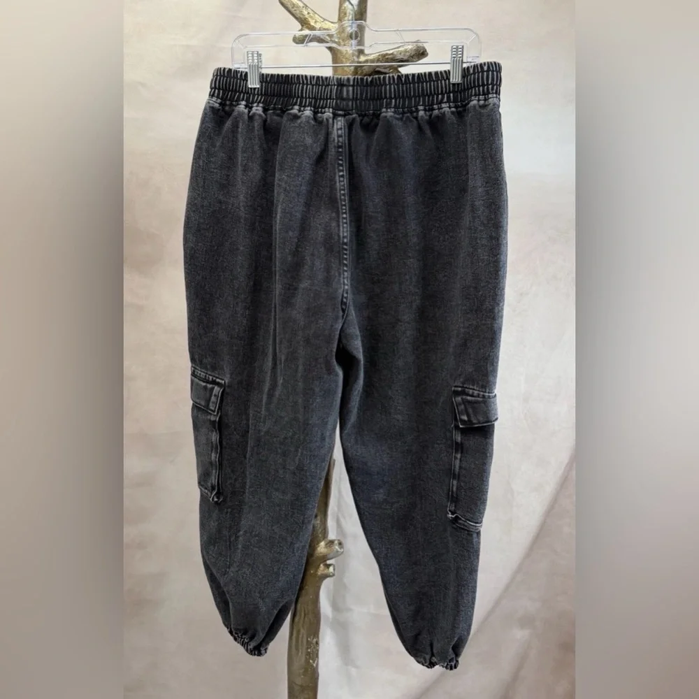 SHEIN Curve Women’s Black Wash Cargo Denim Drawstring Joggers Plus Size 1X - Picture 8 of 9